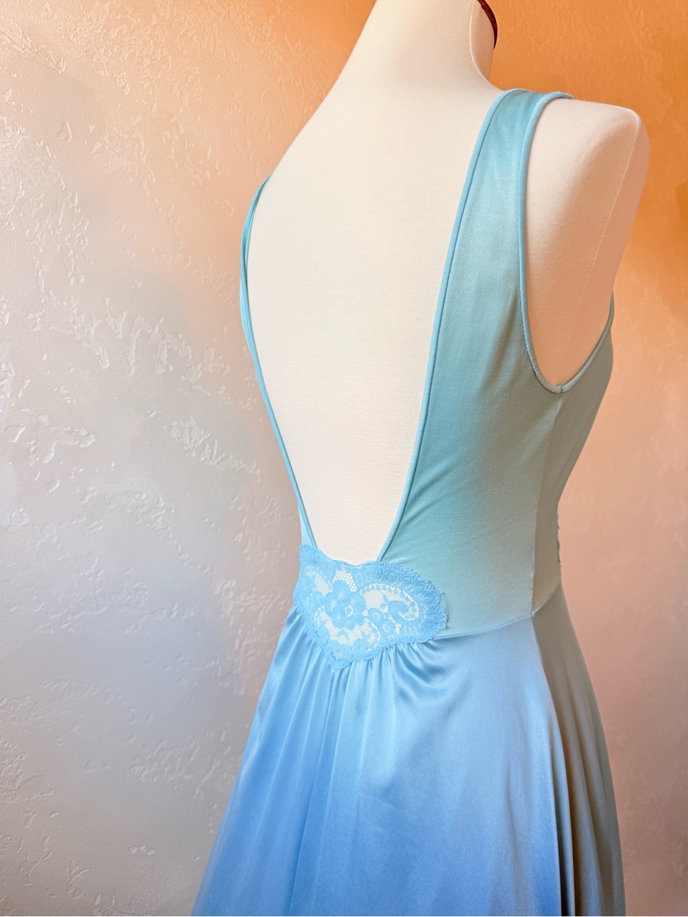 Vintage Olga Full Sweep Nightgown Powder Blue Sought-After Style Size XS - Picture 6 of 14